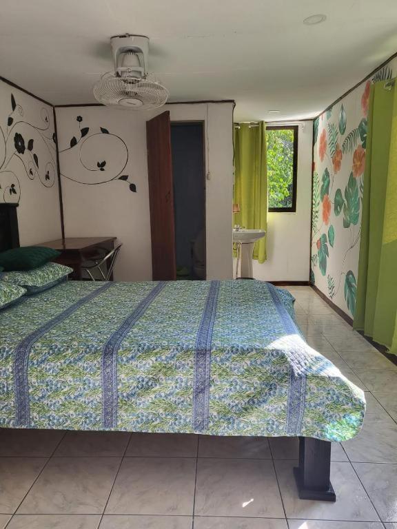 Downtown Montezuma Hostel Buitenkant foto